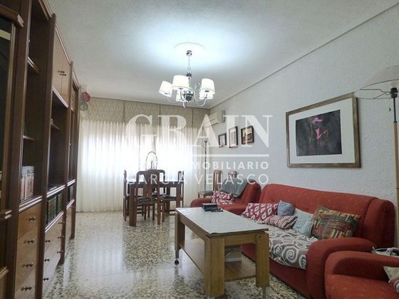 Foto 1 de Venta de piso en Carretas - Huerta de Marzo - La Pajarita de 3 habitaciones con terraza y garaje