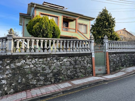 Foto 1 de Xalet en venda a Maliaño de 6 habitacions amb terrassa i jardí
