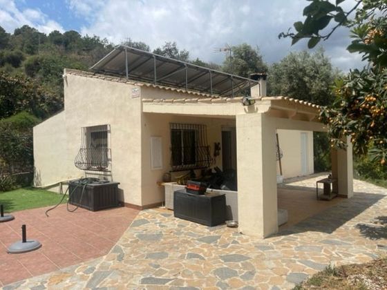 Foto 1 de Chalet en venta en Nucia (la) de 2 habitaciones con terraza y jardín