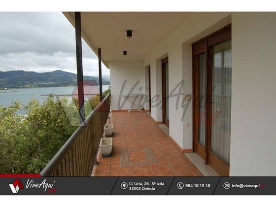 Foto 1 de Xalet en venda a Tazones - Argüero de 5 habitacions amb terrassa i garatge
