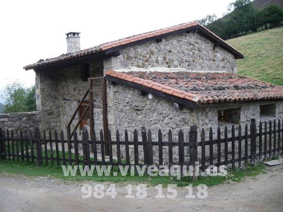 Foto 1 de Casa rural en venda a Piloña de 2 habitacions i 110 m²
