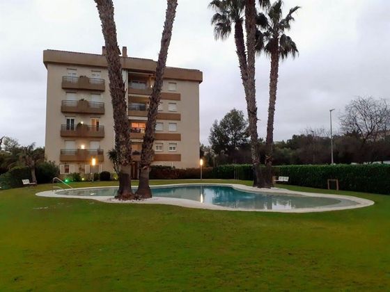 Foto 1 de Pis en venda a Els Molins - La Devesa - El Poble-sec de 3 habitacions amb terrassa i piscina