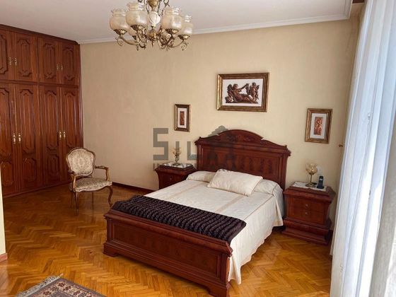 Foto 1 de Pis en venda a Casco Viejo de 5 habitacions amb garatge i calefacció