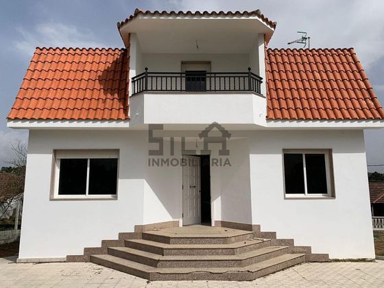 Foto 1 de Xalet en venda a Castrelo de Miño de 4 habitacions amb terrassa i garatge