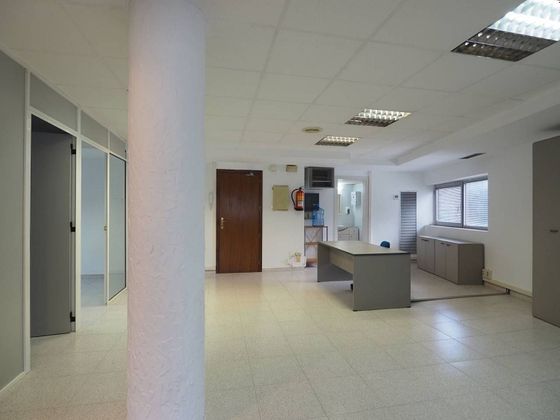 Foto 2 de Oficina en lloguer a Centre - Joan Prim amb aire acondicionat i calefacció