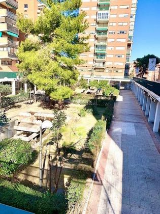 Foto 2 de Local en venta en Opañel con terraza