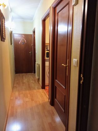 Foto 1 de Pis en venda a Portazgo de 2 habitacions amb terrassa i aire acondicionat