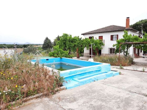 Foto 1 de Xalet en venda a Escalona de 6 habitacions amb terrassa i piscina