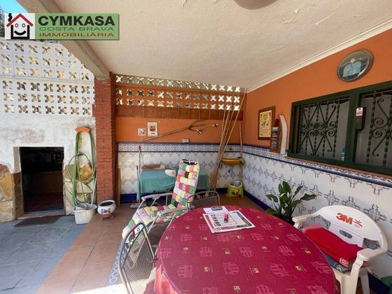 Foto 2 de Casa en venta en Santa María de Llorell de 3 habitaciones con terraza y balcón