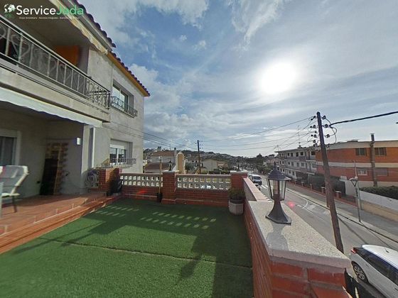 Foto 1 de Venta de piso en Segur de Calafell de 3 habitaciones con terraza y piscina