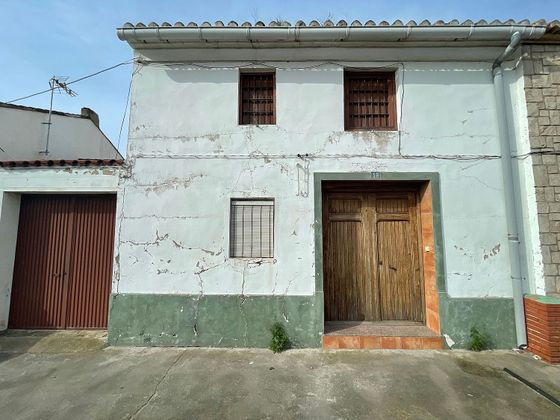 Foto 1 de Casa en venda a Alboraya Centro de 4 habitacions amb jardí