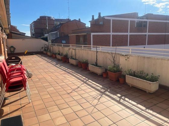 Foto 1 de Àtic en venda a calle Regimiento de Toledo de 4 habitacions amb terrassa i garatge