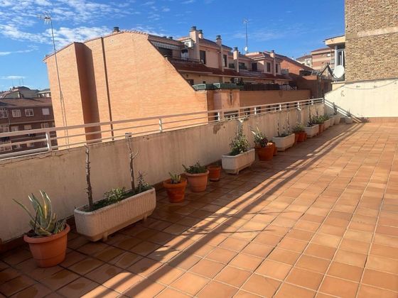 Foto 2 de Ático en venta en calle Regimiento de Toledo de 4 habitaciones con terraza y garaje