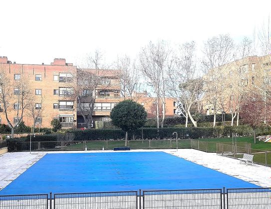 Foto 2 de Pis en venda a Zona Avenida Europa de 4 habitacions amb terrassa i piscina