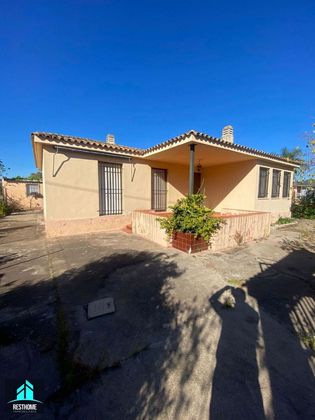 Foto 1 de Chalet en venta en La Vega - Marenyet de 3 habitaciones con terraza y jardín