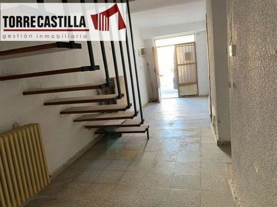 Foto 2 de Chalet en venta en Chinchilla de Monte-Aragón de 5 habitaciones con terraza