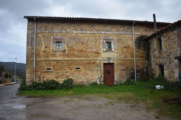 Foto 2 de Casa rural en venda a Ribamontán al Monte de 3 habitacions i 194 m²
