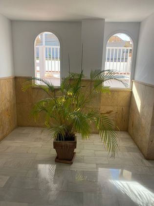 Foto 2 de Pis en venda a Cotomar - Urbanizaciones de 2 habitacions amb terrassa i piscina