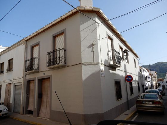Foto 1 de Casa en venda a Jalón/Xaló de 3 habitacions amb terrassa i piscina