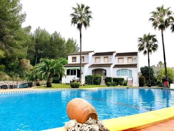 Foto 1 de Casa adossada en venda a Pedreguer de 3 habitacions amb piscina i calefacció