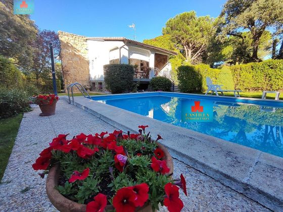 Foto 1 de Xalet en venda a Peñalba de Ávila de 4 habitacions amb terrassa i piscina