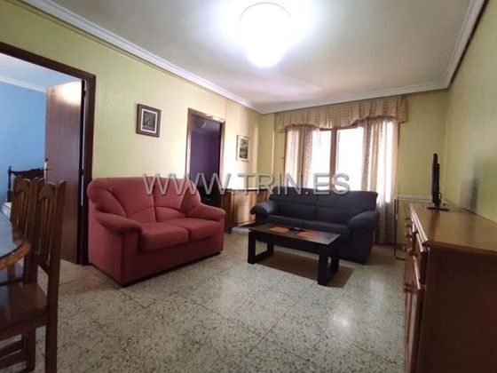 Foto 2 de Piso en alquiler en Universidad de 4 habitaciones con terraza y muebles
