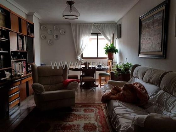 Foto 1 de Piso en venta en Universidad de 4 habitaciones con terraza y aire acondicionado
