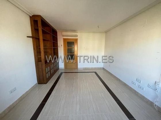 Foto 2 de Alquiler de piso en ronda Del Carmen de 1 habitación con terraza y piscina