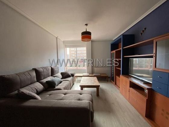 Foto 2 de Piso en alquiler en calle Barcelona de 3 habitaciones con muebles y calefacción