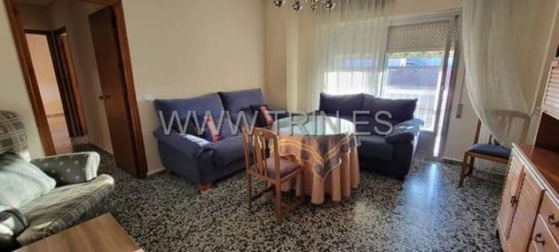 Foto 1 de Piso en alquiler en calle Altagracia de 3 habitaciones con terraza y muebles