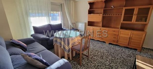 Foto 2 de Pis en lloguer a calle Altagracia de 3 habitacions amb terrassa i mobles