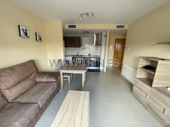 Foto 2 de Piso en alquiler en calle Navarra de 1 habitación con garaje y muebles
