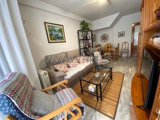 Foto 1 de Dúplex en venda a calle Mata de 3 habitacions amb terrassa i garatge