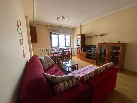 Foto 2 de Dúplex en lloguer a calle Moreria de 2 habitacions amb terrassa i mobles