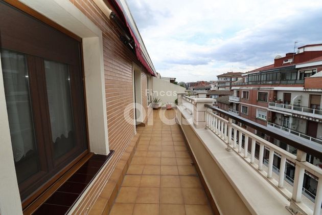 Foto 2 de Ático en venta en Santurtzi de 4 habitaciones con terraza y garaje
