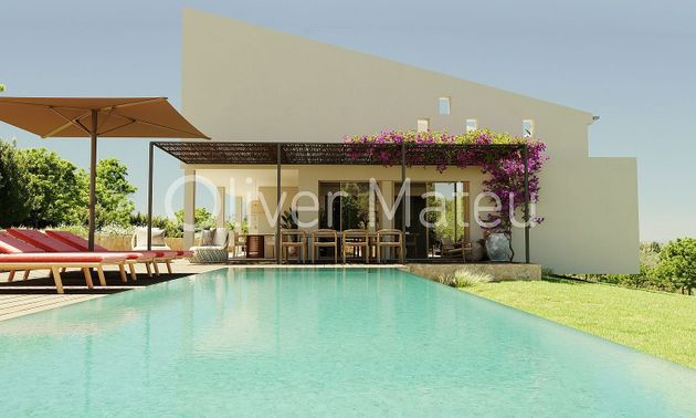 Foto 2 de Chalet en venta en Sant Joan de 4 habitaciones con terraza y piscina