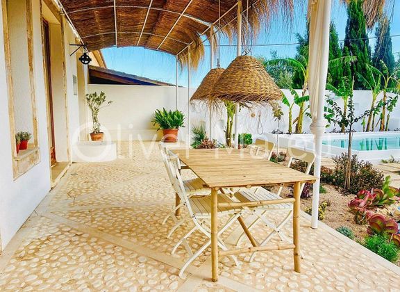 Foto 1 de Casa en venda a Establiments - Son Espanyol - Son Sardina de 4 habitacions amb terrassa i piscina