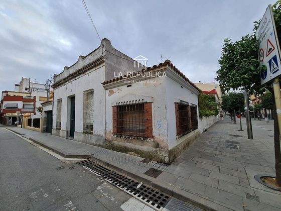 Foto 1 de Casa en venta en Centre - Pineda de Mar con terraza
