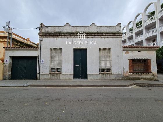 Foto 2 de Casa en venda a Centre - Pineda de Mar amb terrassa