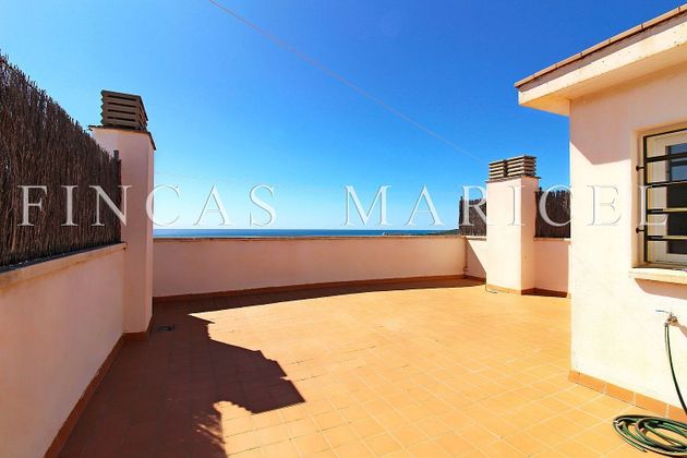 Foto 1 de Àtic en venda a Els Molins - La Devesa - El Poble-sec de 3 habitacions amb terrassa i garatge