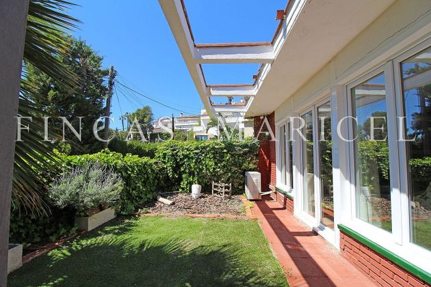 Foto 2 de Casa en venda a Vallpineda - Santa Bàrbara de 2 habitacions amb terrassa i piscina