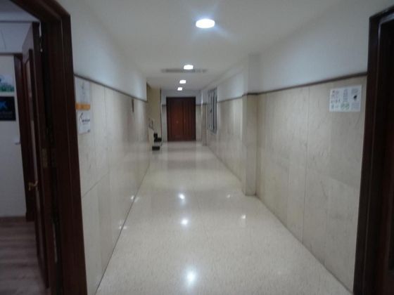 Foto 2 de Oficina en venda a Carmelitas - San Marcos - Campillo de 80 m²