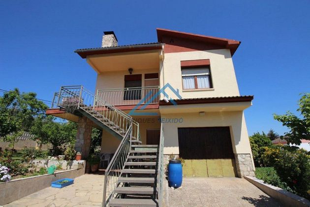 Foto 1 de Venta de chalet en Masquefa de 4 habitaciones con terraza y piscina
