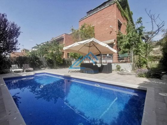Foto 1 de Xalet en venda a Les Comes de 4 habitacions amb terrassa i piscina