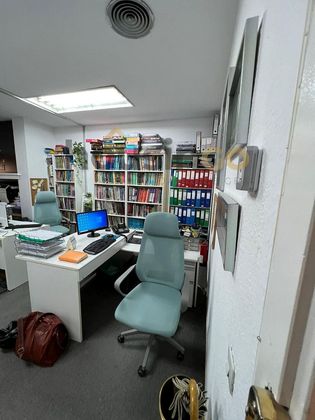 Foto 2 de Venta de oficina en Palacio con terraza y aire acondicionado