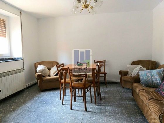 Foto 1 de Casa adossada en venda a Alfoz de Quintanadueñas de 7 habitacions i 313 m²