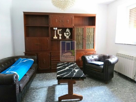 Foto 2 de Casa adossada en venda a Alfoz de Quintanadueñas de 7 habitacions i 313 m²