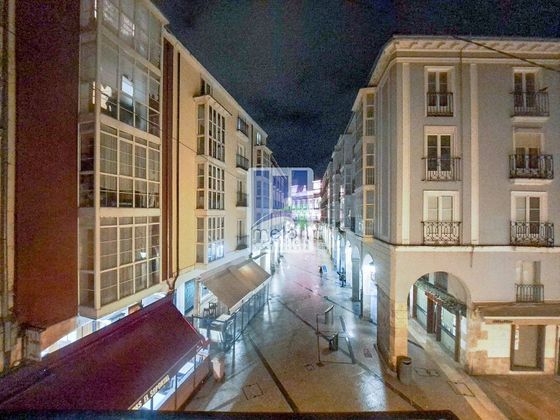 Foto 2 de Pis en venda a Centro - Burgos de 2 habitacions amb balcó