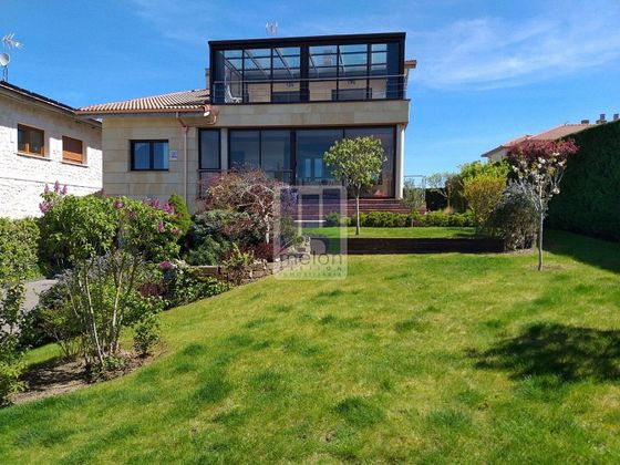 Foto 1 de Casa en venta en Carcedo de Burgos de 5 habitaciones con terraza y piscina