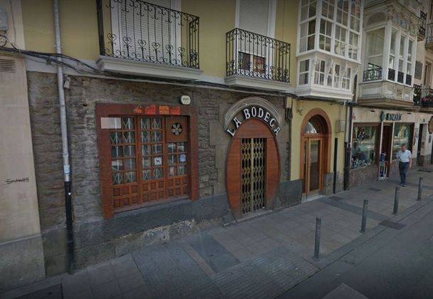 Foto 1 de Local en venda a Centro - Vitoria-Gasteiz amb aire acondicionat